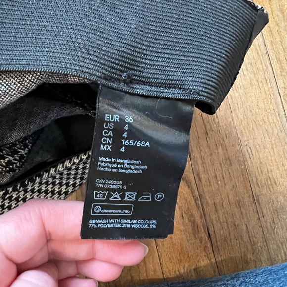4/$20 - H&M houndstooth legging pant - women’s size US4 - Picture 3 of 12